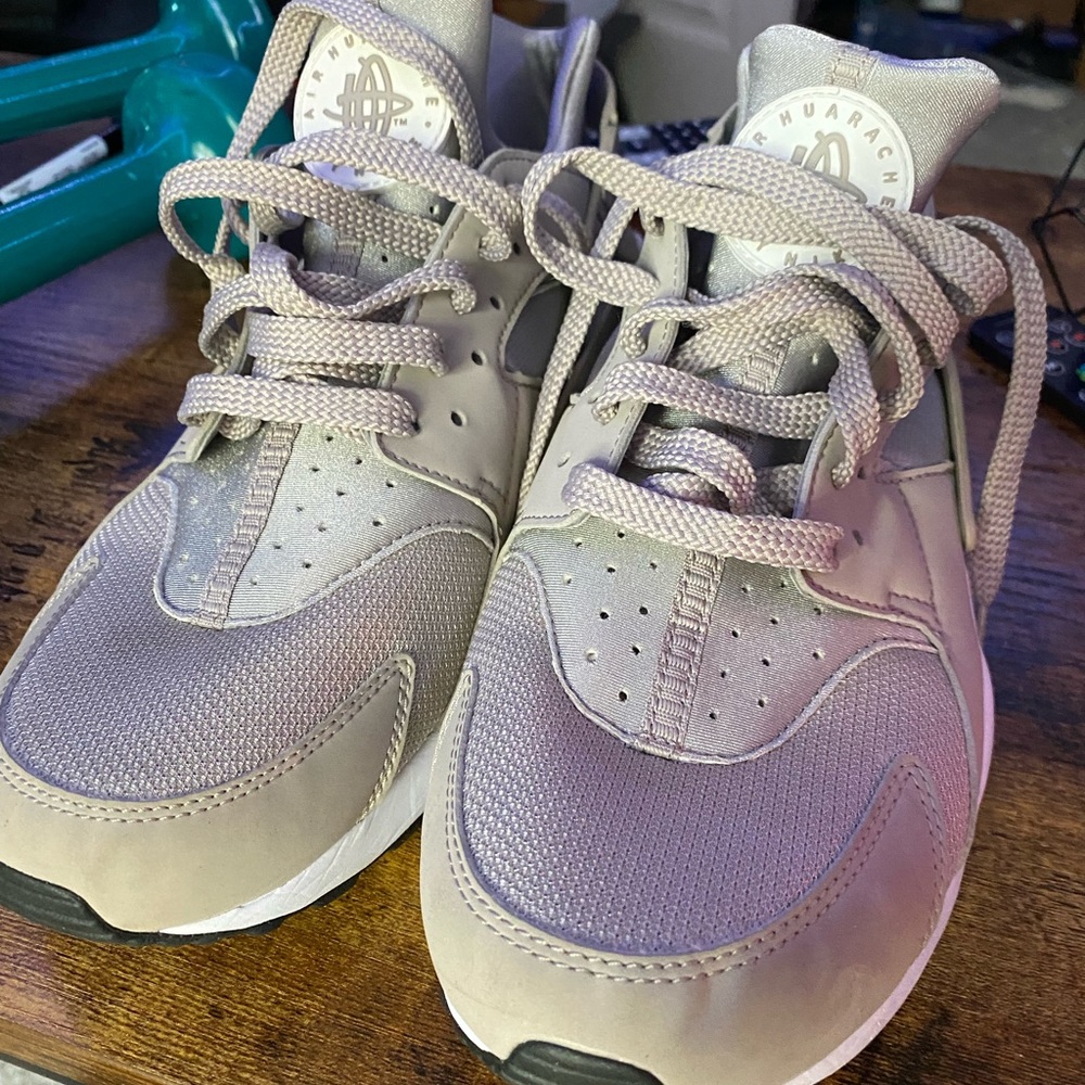 Men’s Huarache grey silver white 10.5 xe